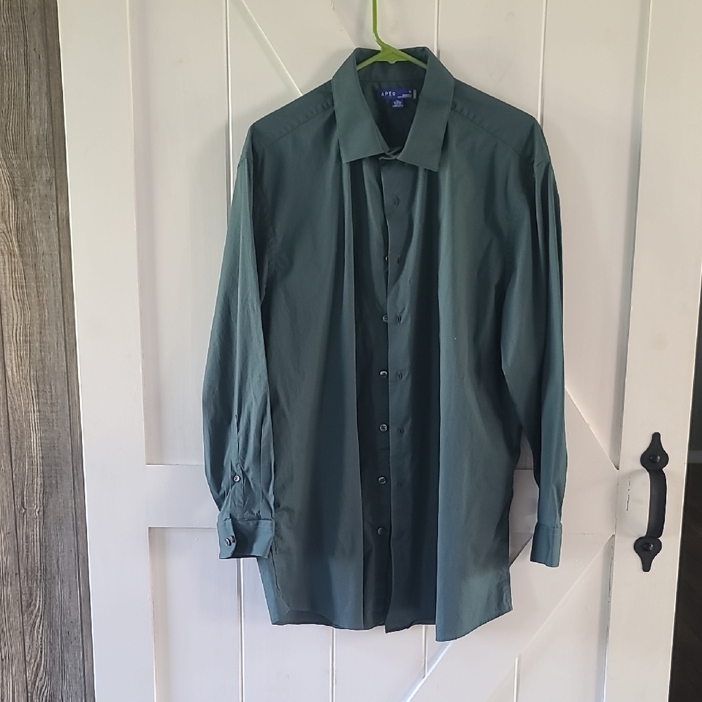 Men's Green Dress Shirt